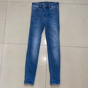 Women’s High Waisted Medium Wash Skinny Jeans